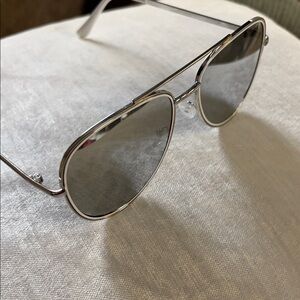 Silver/white detail Aviator Sunglasses